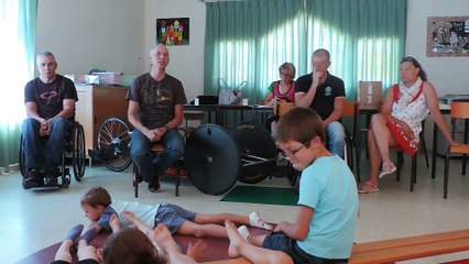 L'ANCIEN COUREUR FREDERIC VICHOT A LA RENCONTRE DES ENFANTS