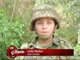 Formación de las mujeres suboficiales del Ejército Colombiano