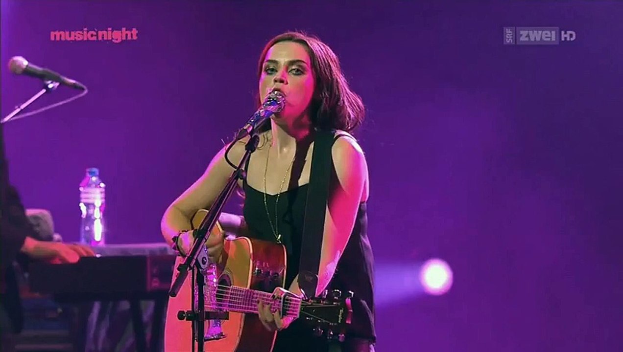 Amy Macdonald - The Days Of Being Young And Free (Acoustic)