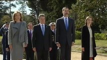 SS.MM. los Reyes reciben a Juan Manuel Santos en el inicio de su visita de Estado a España