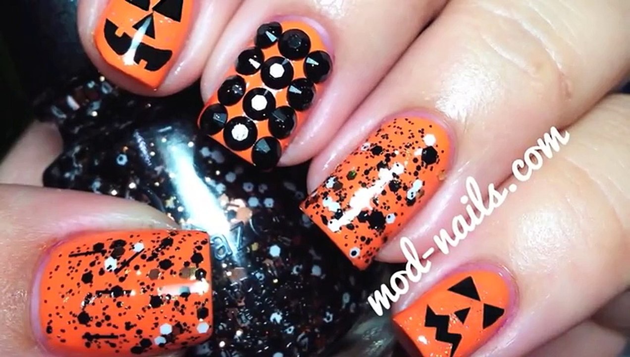 Easy Pumpkin Nails!