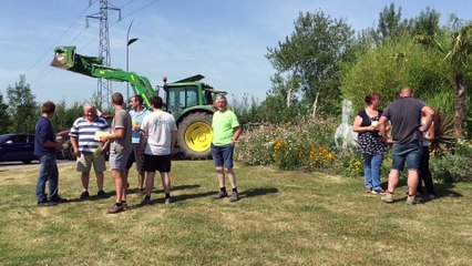 Saint-Amand-les-Eaux : manifestation des agriculteurs contre la grande distribution (3/3)
