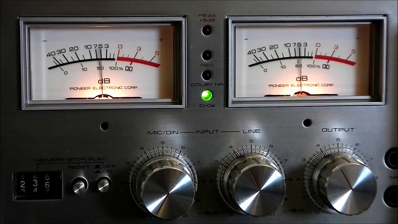 Vintage Pioneer CT-F1000 Stereo cassette deck Review & Demo