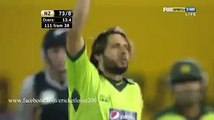 Shahid Afridi Bowled Southee With a 134 KPH Fast Delivery