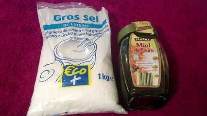 Faire gommage peau au miel