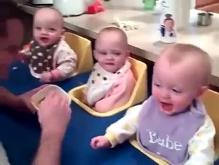 These Triplets Enjoy a Little Dinnertime Conversation!