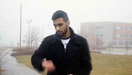 How English Mans Take Photo And How Pathan Take Photo