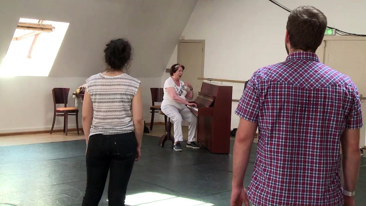 Francofolies: derrière les stars, des jeunes artistes en "chantier"