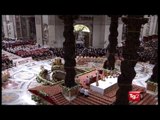 Il Papa ed i riti della Pasqua - Il Cardinale Angelo Scola ed il suo augurio TG2 2012 04 08.wmv
