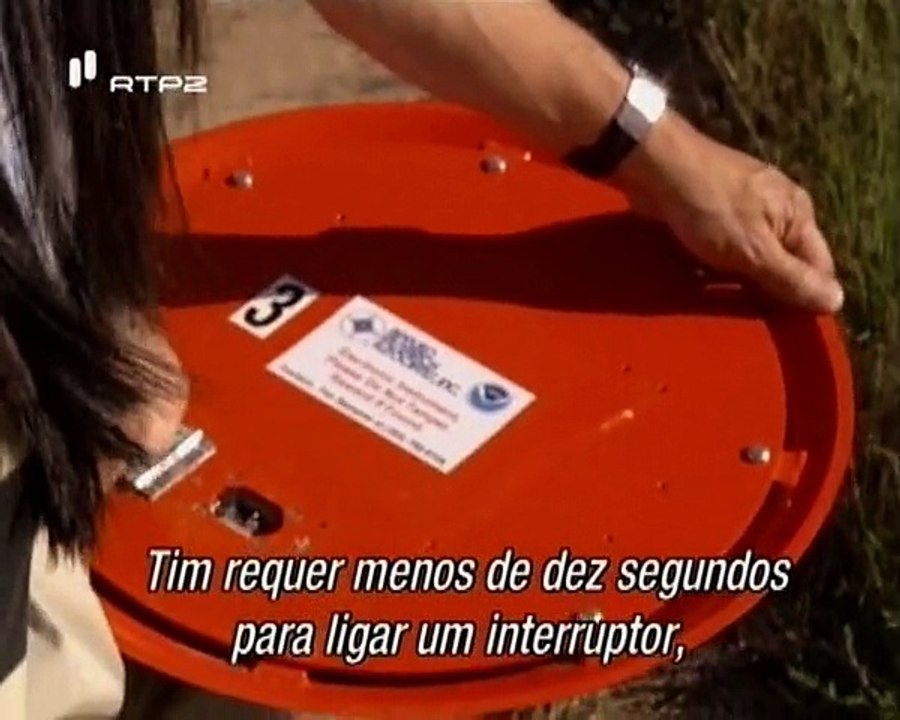 No Interior do Tornado - Inside the Tornado - RTP2
