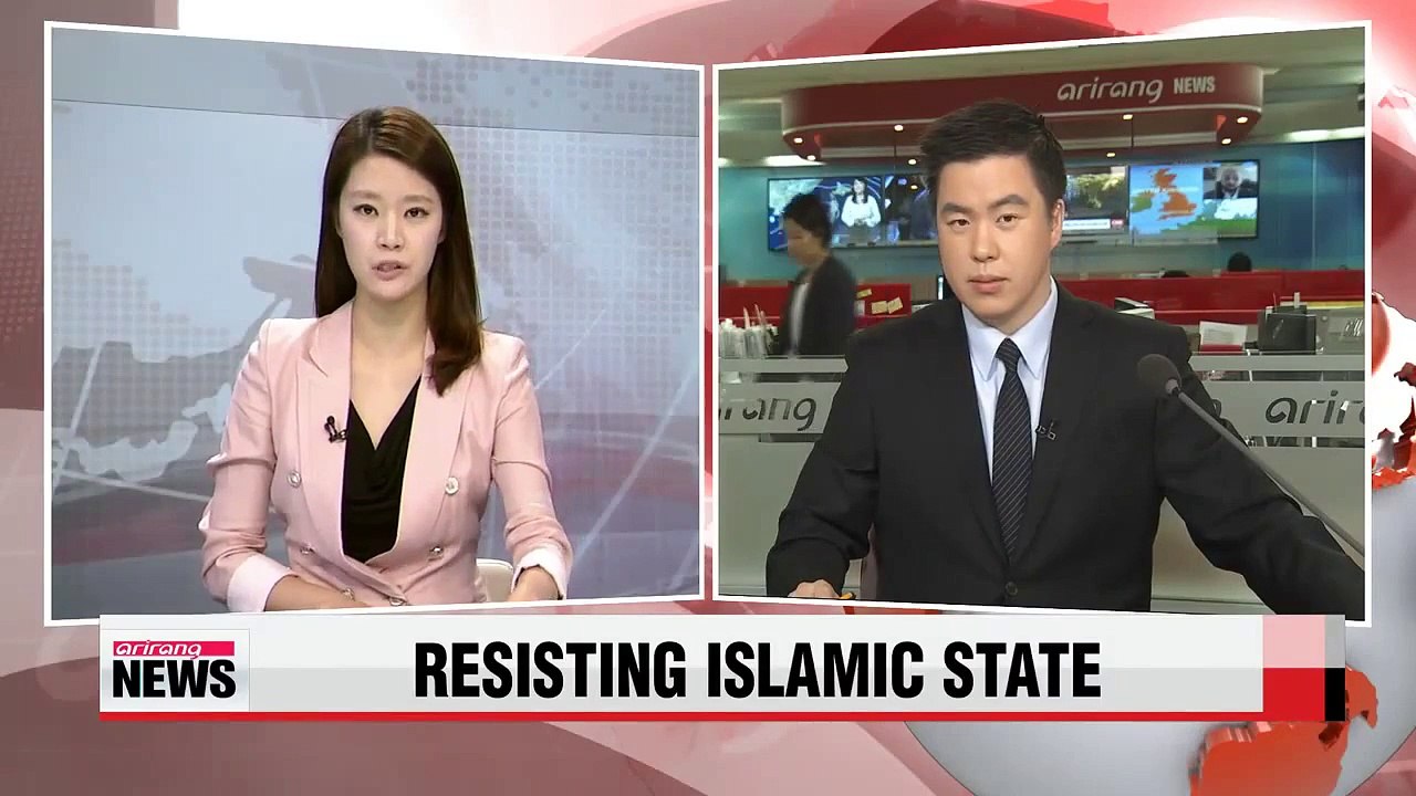 Kurdish, Islamic State fighter battle in Syria′s Kobani   IS, 시리아 코바니 일부 장악…시가전