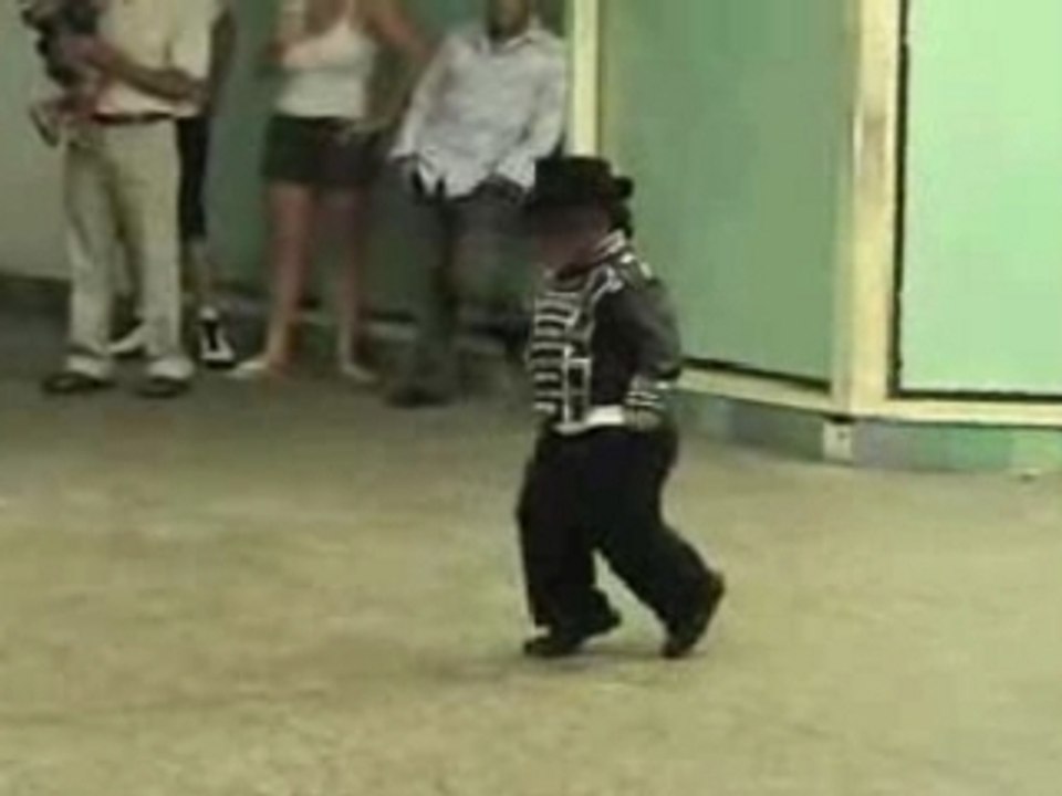 Mini-michael-jackson