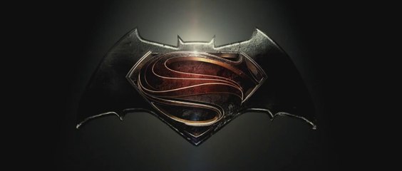 Batman v Superman Dawn Of Justice - Comic-Con Trailer VO