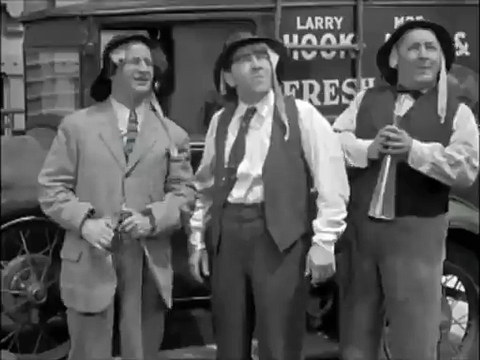The Fish Song - Three Stooges