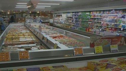 Crise faz 80 dos brasileiros mudarem hábitos de consumo