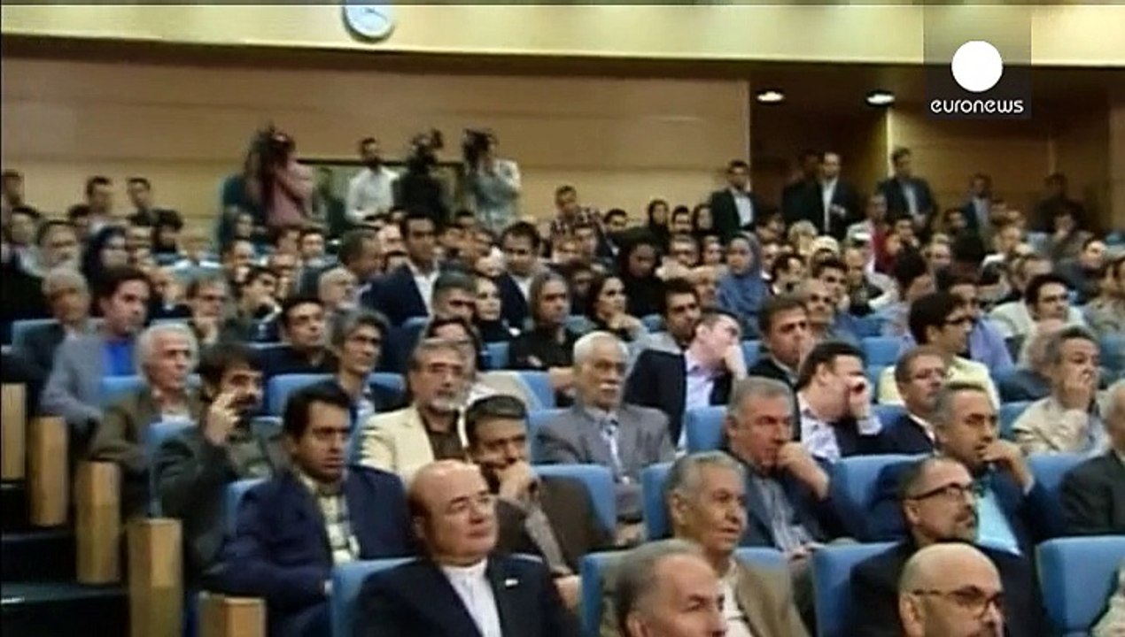 تاکید رهبر ایران بر استکبارستیزی همزمان با مذاکرات هسته ای