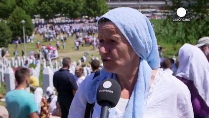 Srebrenica vent'anni dopo. Contestato il premier serbo, Vucic