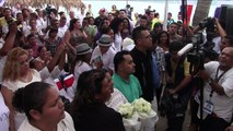 Mexique: mariage gay collectif sur la plage d'Acapulco
