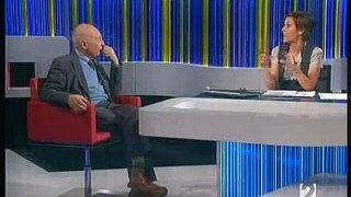 Mara Torres entrevista a Eduardo Punset en La 2 Noticias