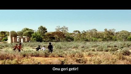 Fırtınanın Ortasında Türkçe Altyazılı Fragman