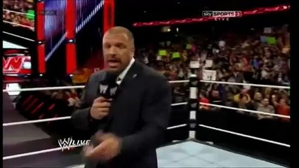 Triple H and Stephanie McMahon sing Fandango's Theme ! Triple H cries at the end !