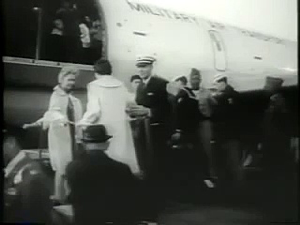 Vietcong Pleiku Attack Wounded; XE-142 Vertical Takeoff Plane 1965/2/11