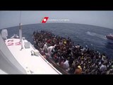 Lampedusa (AG) - Mille migranti salvati da Guardia costiera (11.07.15)