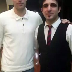 Robin Van Persie Beşiktaşlıları temsilen Sinan Engin'i Havaalanına davet etti "Sinan Gel Abi"