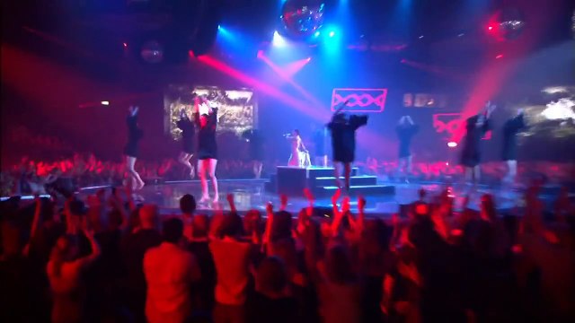 Nelly Furtado - Maneater - Mtv Ema 2006 HD (720p)