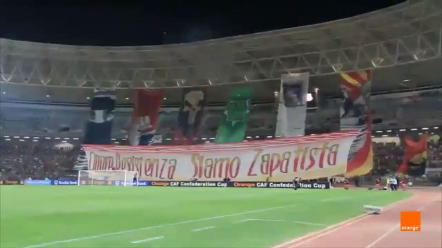 رغم الهزيمة جمهور الترجي يبدع كالعادة و يشعل المدارج بالشماريخ