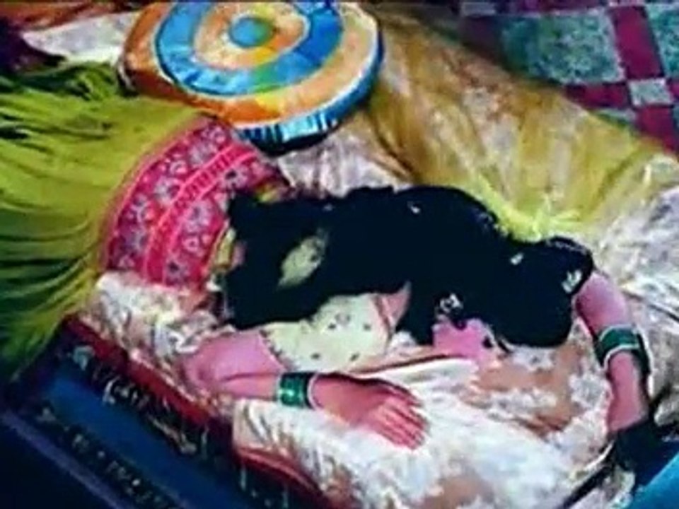 Odum Megangale song from Aayirathil Oruvan movie