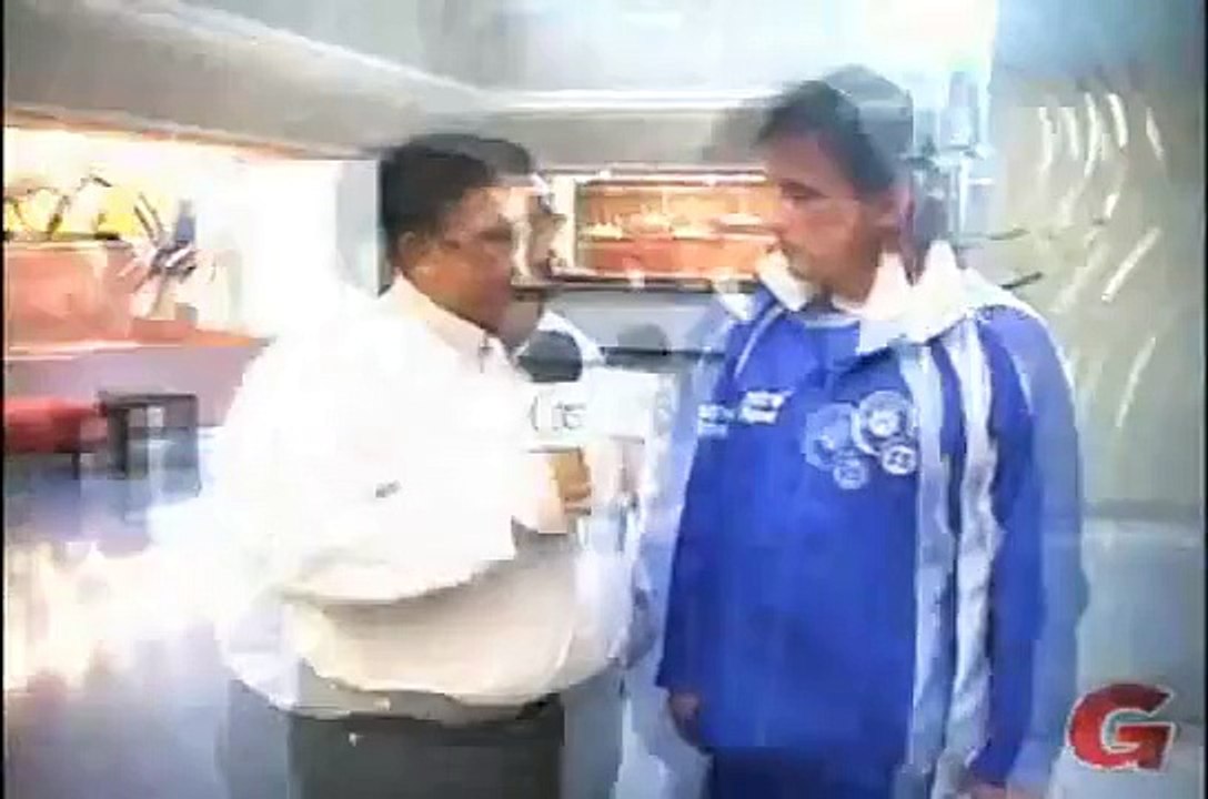 Carlos de los Cobos y Miguel Montes, antes del México-El Salvador