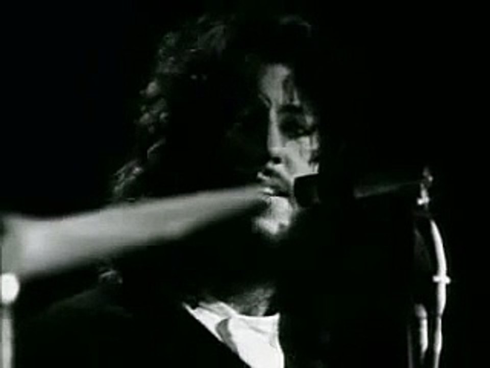 Peter Green's Fleetwood Mac "World Keeps Turning"