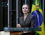 Gleisi Hoffmann comenta Plano Safra da Agricultura Familiar lançado pelo governo federal