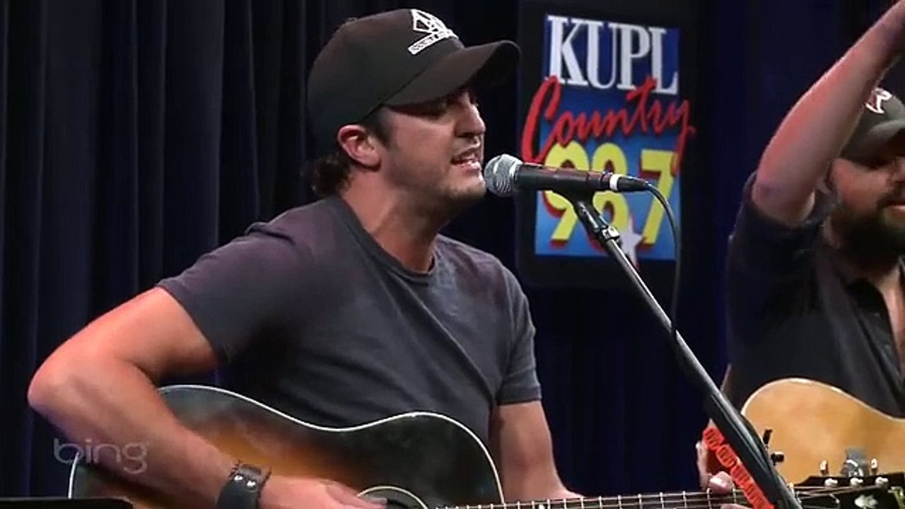 Luke Bryan Songwriters' Showcase - Kiss Tomorrow Goodbye