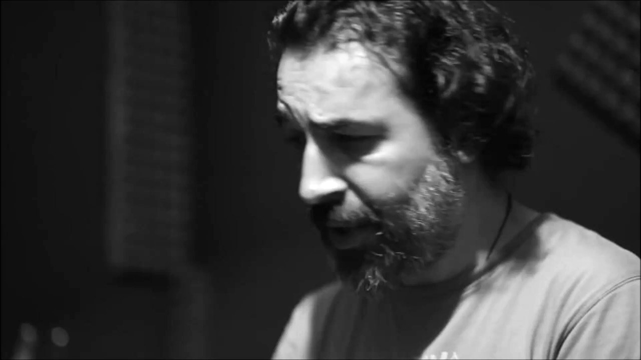 Kesmeşeker - Tek Kişiyim Ben Hala