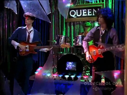 Queen & Wyclef Jean Feat. Pras & Free – Another One Bites The Dust (Black Rock Star / Main Pass M!X) (DVD) [1998] [HQ]