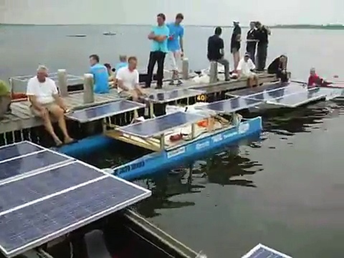 Zonneboot race