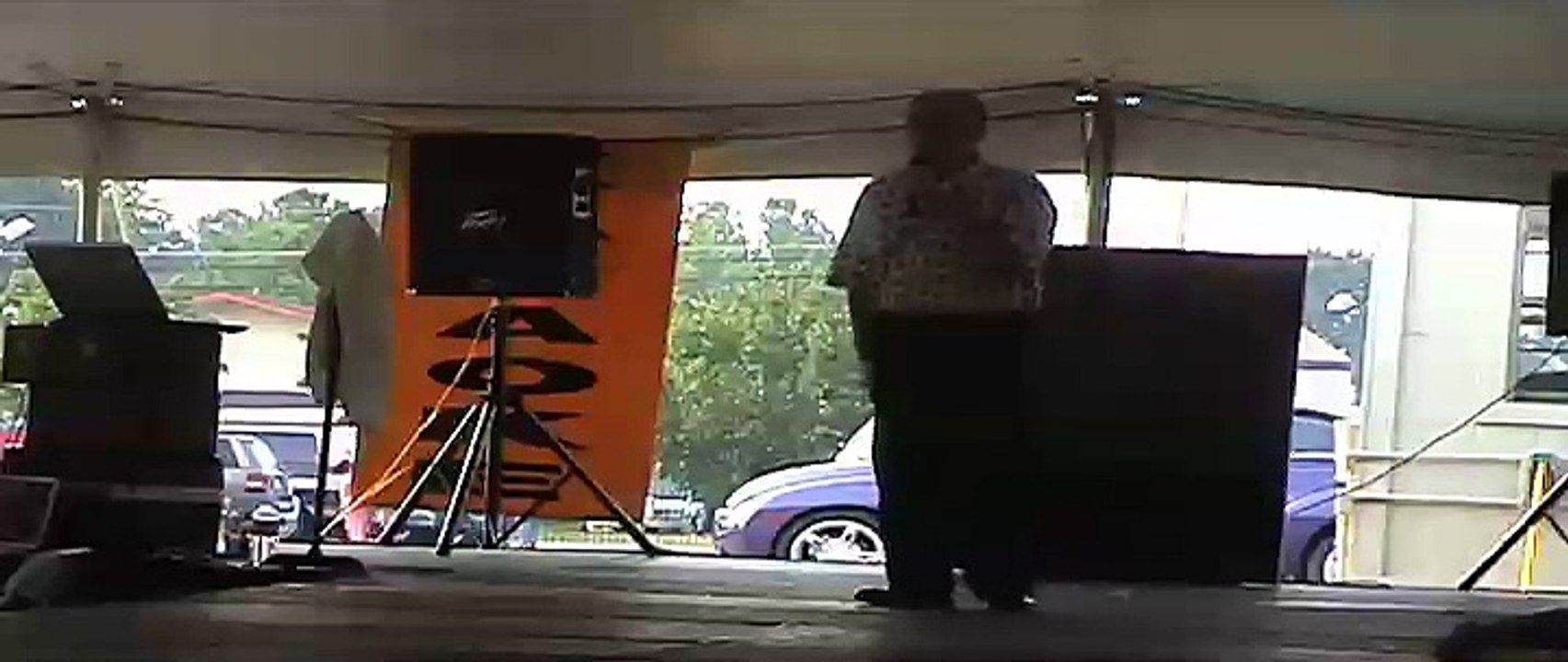 Danny McCorkle sings 'Hard Knocks' Elvis Week 2006