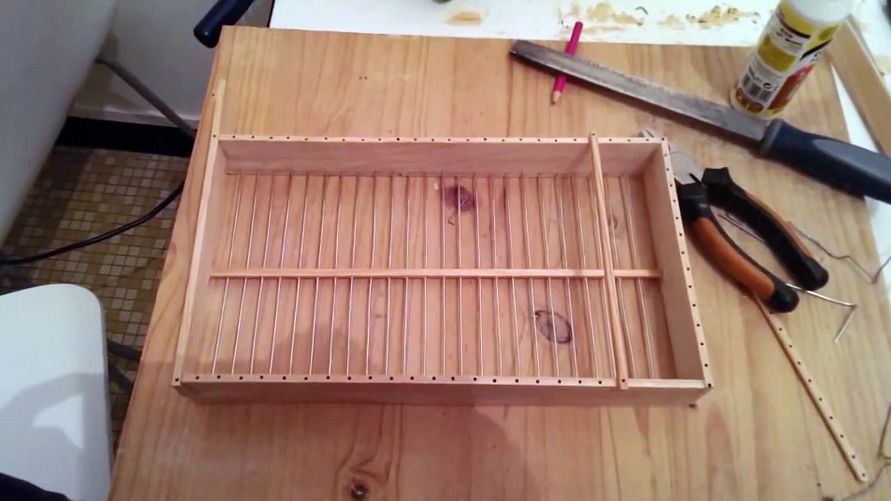 Fabricatoin cage chardonneret en bois
