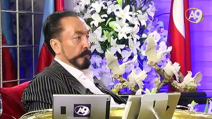 Abdülhamit okullarda Darwinizm okutarak Osmanlı’nın yıkılmasına vesile olmuştur.