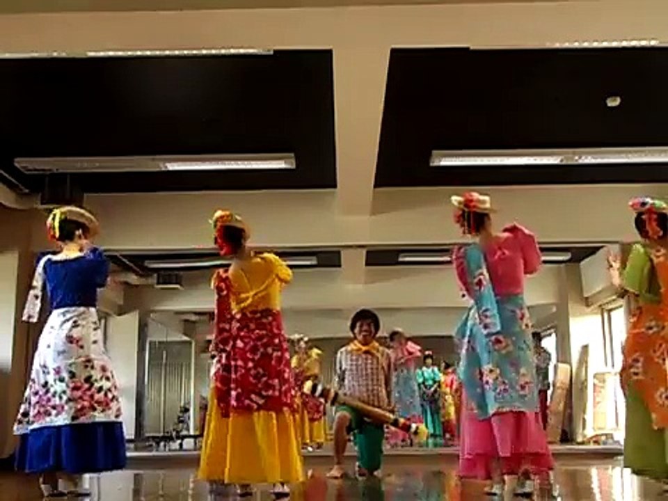 Japanese-Filipino Dance Troupe (Tinikling)