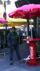 Street singer great voice Hubertus von Garnier ""Hello, is it me you're looking for?""