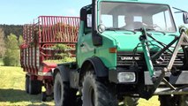 Unimogs im Einsatz für die Landwirtschaft I 1. Schnitt 2013 mit Mercedes-Benz und Pöttinger