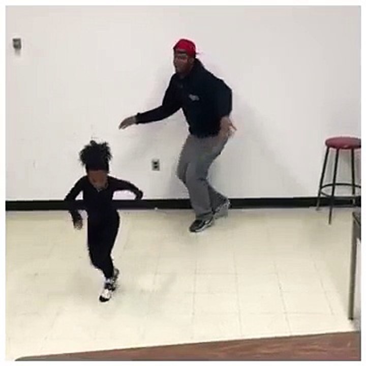 Dance : une impressionnante petite fille