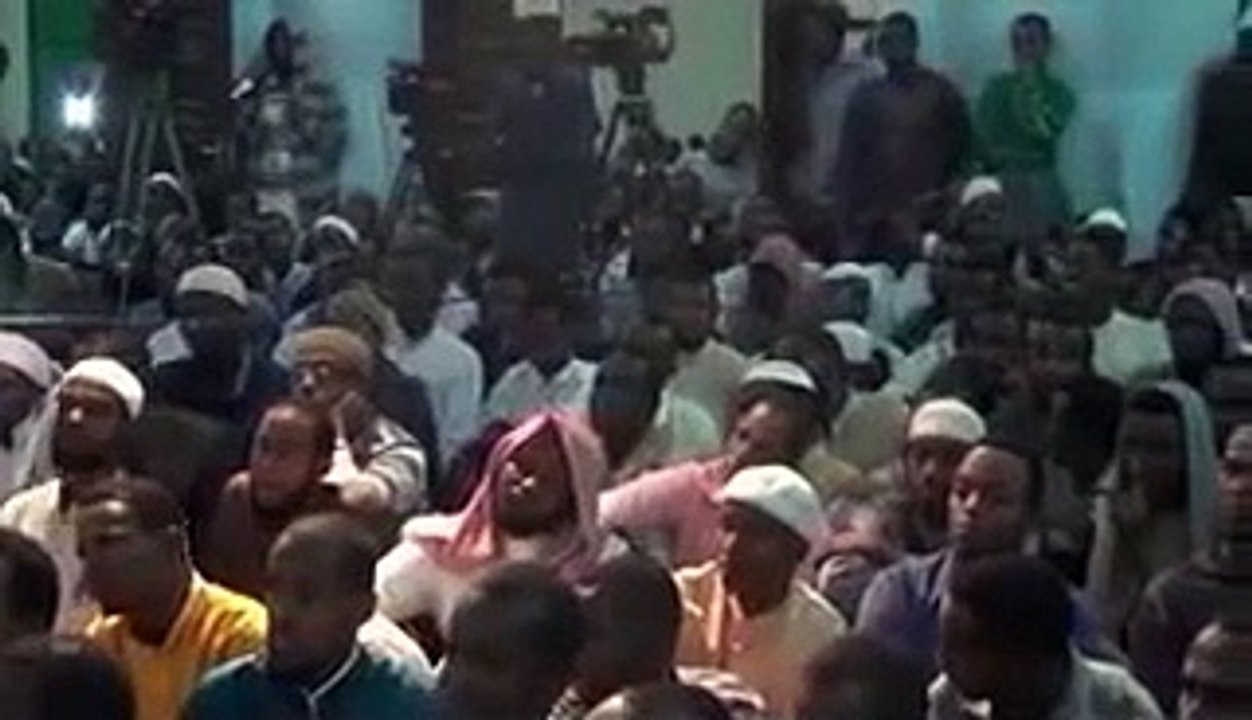Sh Mustafe Xaaji Ismaaciil ┇┇ MUXUU YAHAY MUSTAQBALKA UMMADDA SOOMAALIYEED?ᴴᴰ