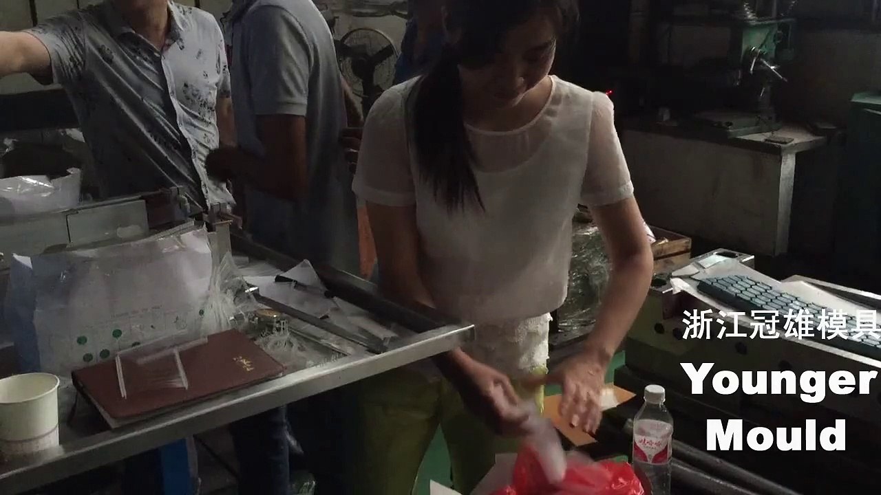 tag pin stretching machine - melody@cnyounger.com