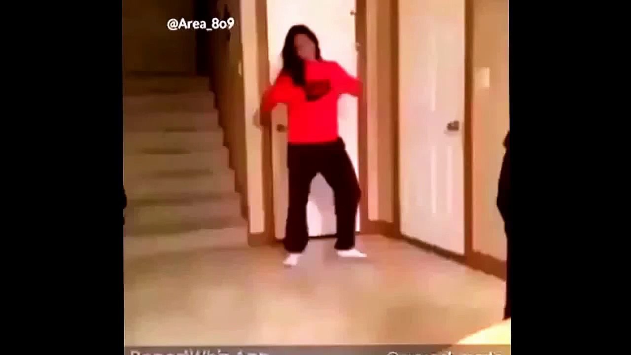 dancing girl gets head  hit by door Funny lady fails vine prank and baby clip