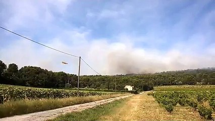 Sorgues : les Canadair en action