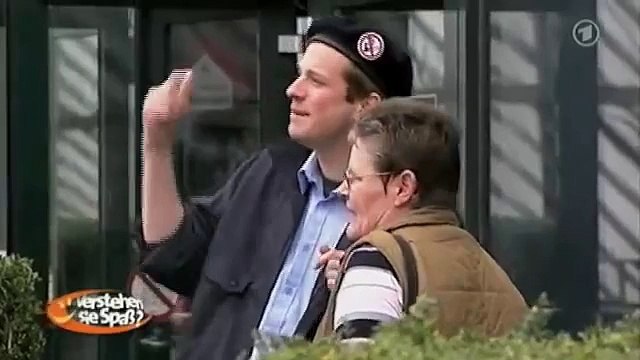 Verstehen Sie Spass: Zauberer Simon Pierro's Nichtraucher-Zauberei